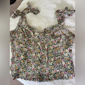 Astr the Label Ditzy Floral Crop Top XL